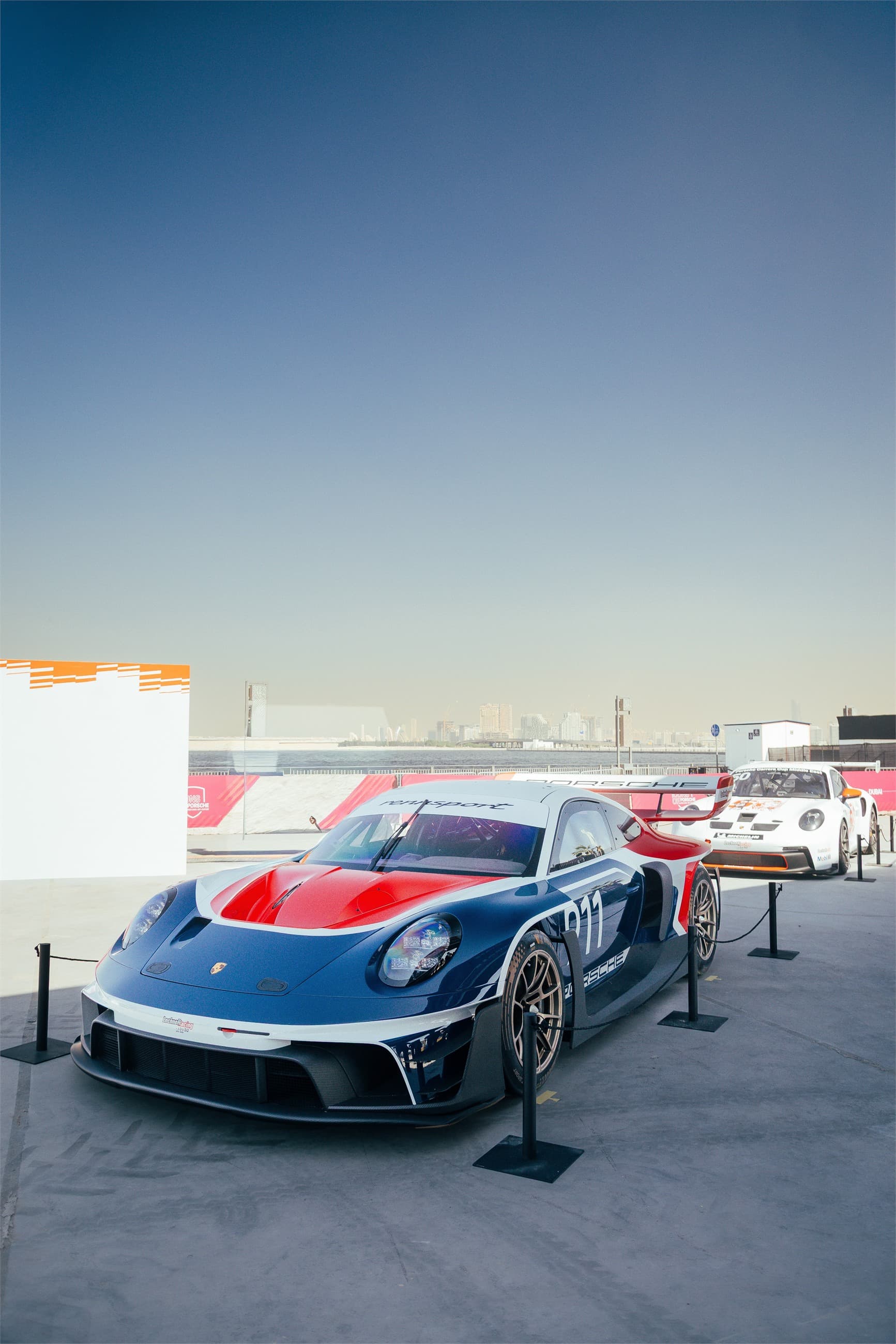 Automotive detail photograph from Louis-Esteban Mecky's portfolio.