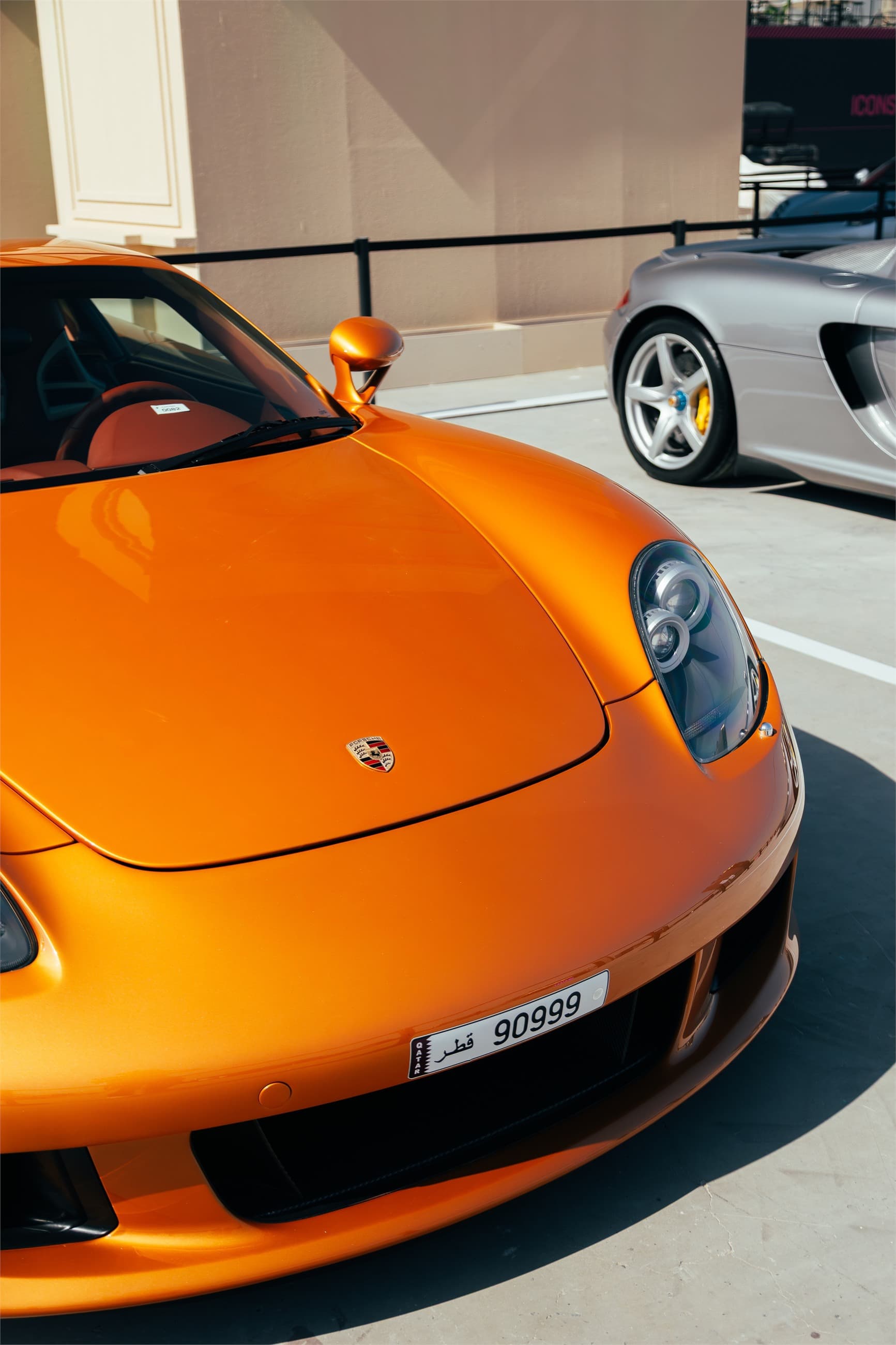 Automotive detail photograph from Louis-Esteban Mecky's portfolio.