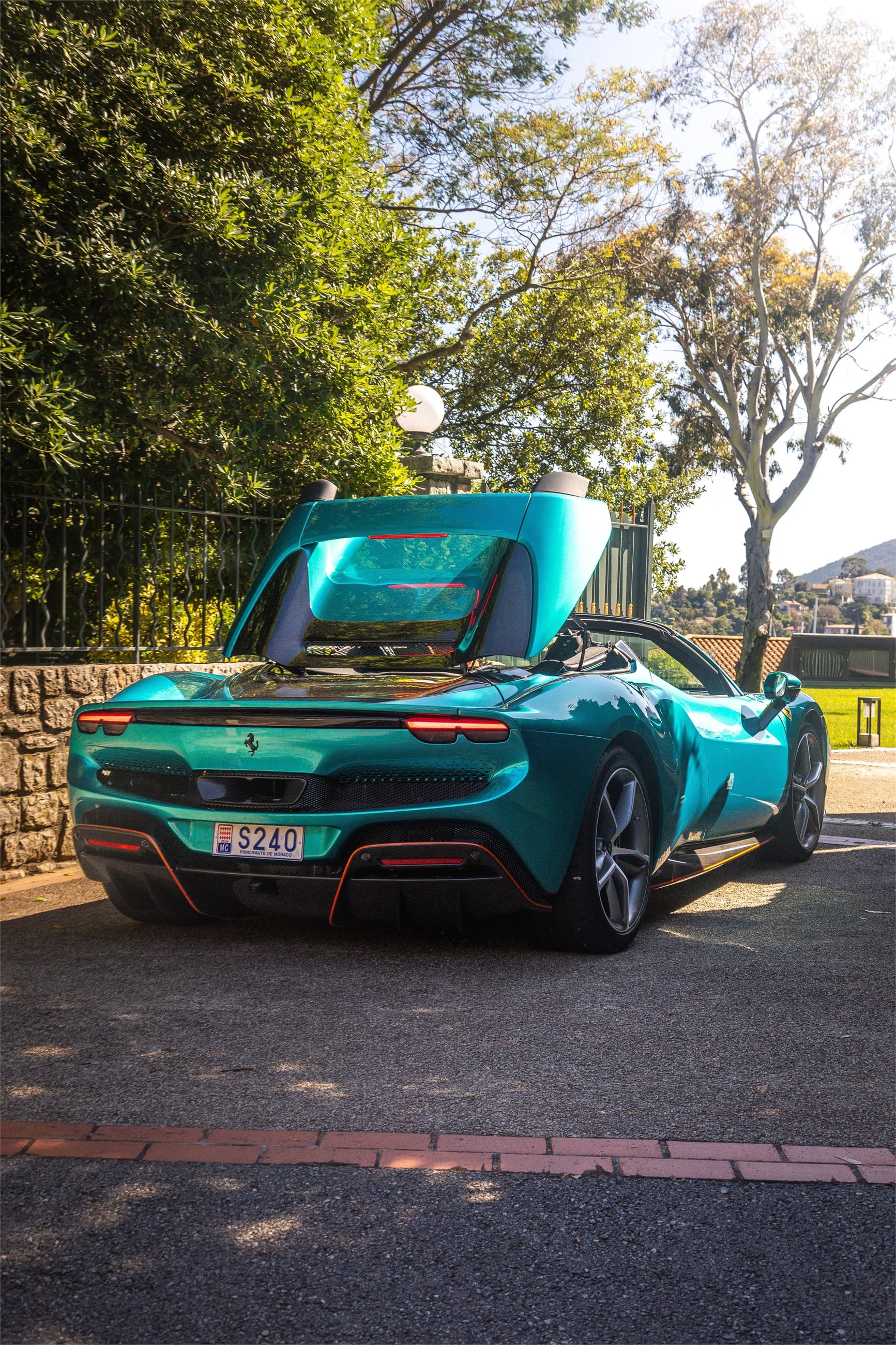 Automotive photograph from Louis-Esteban Mecky's portfolio.