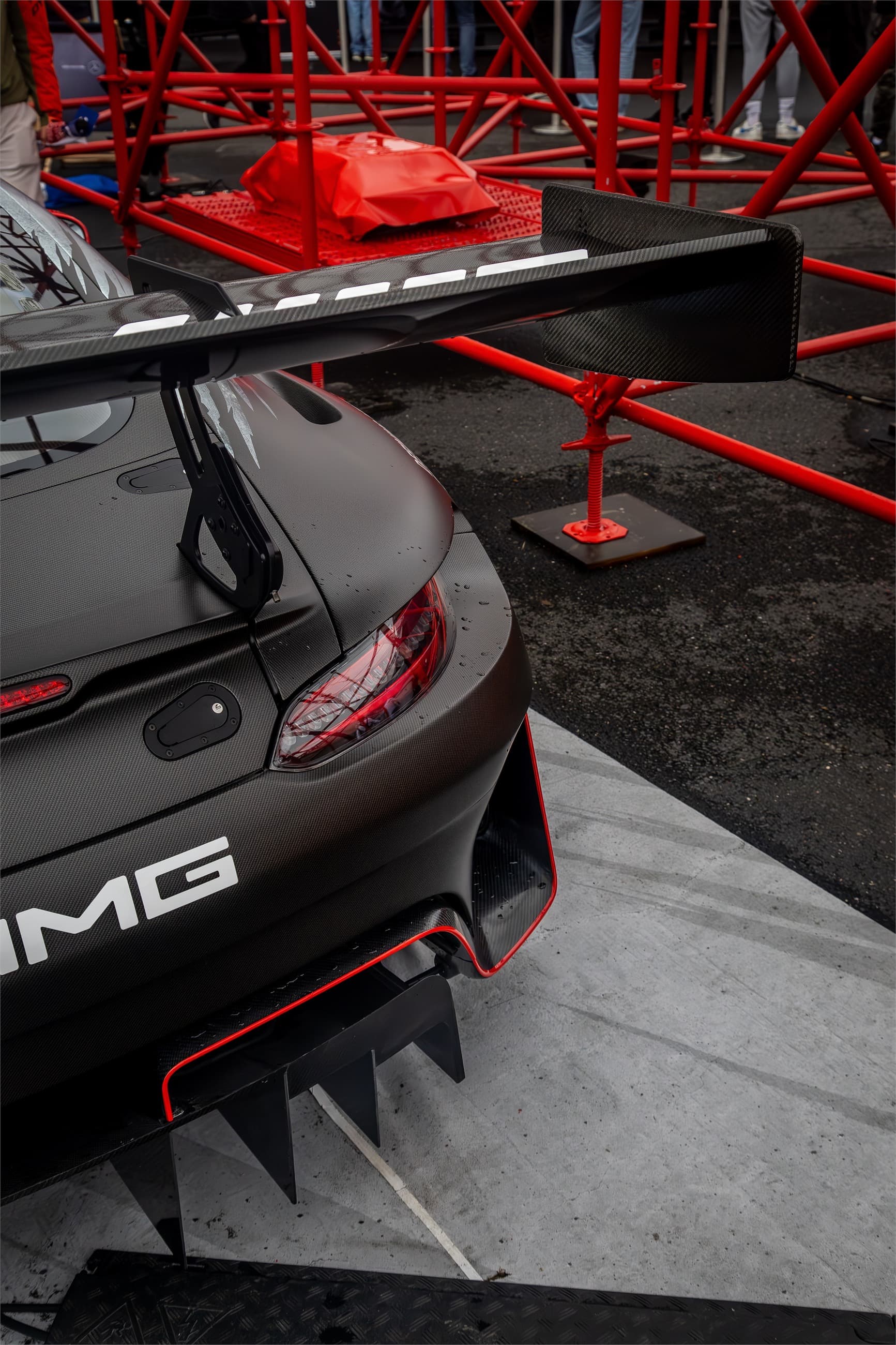 Automotive detail photograph from Louis-Esteban Mecky's portfolio.